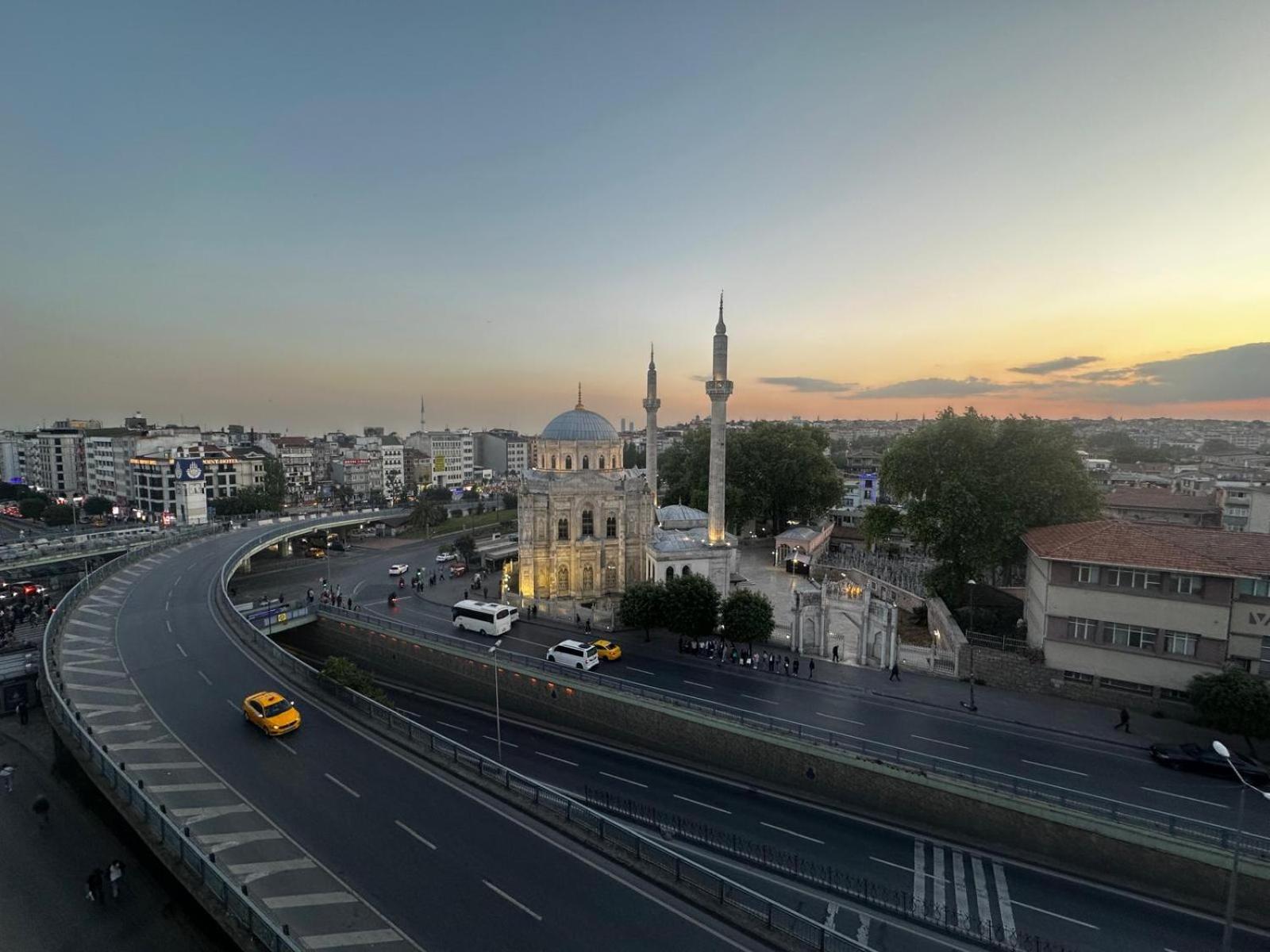 The Best Hotel Istanbul Exteriör bild